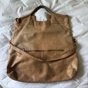 Elegant Tan Leather Tote Bag